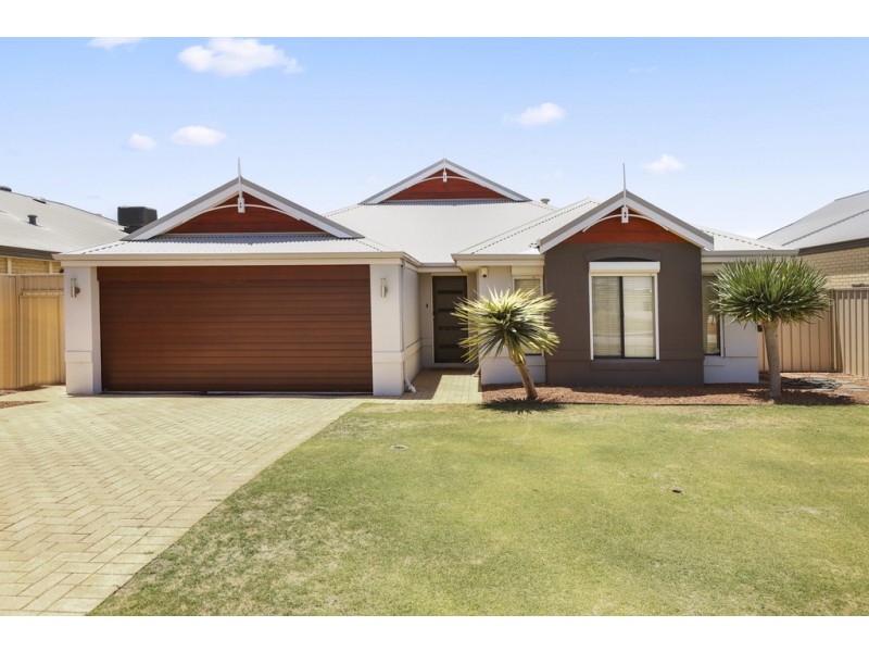 2 Leata Link, Madeley WA 6065