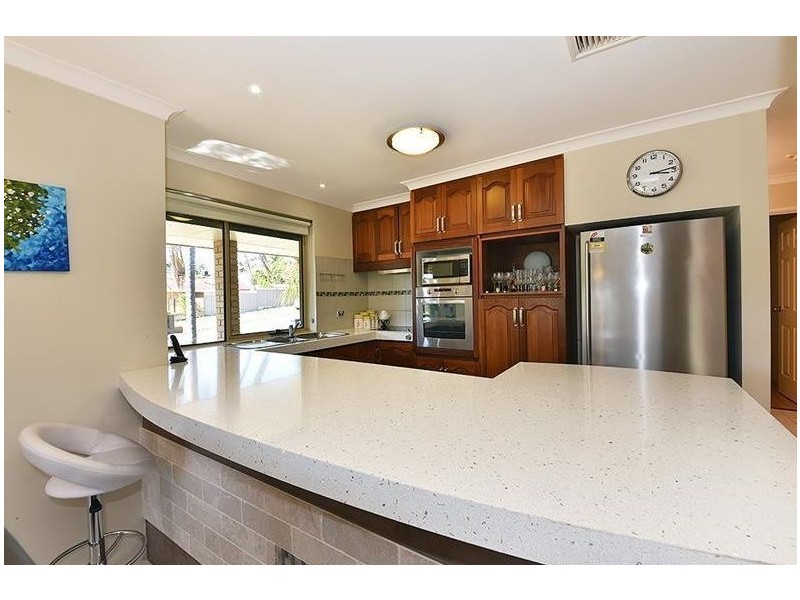 1a New Cross Road, Kingsley WA 6026