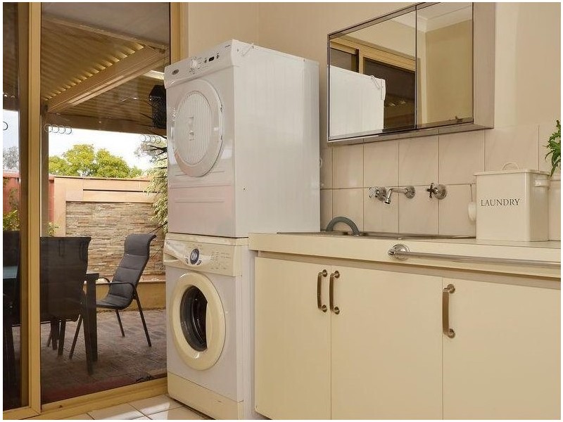 1a New Cross Road, Kingsley WA 6026