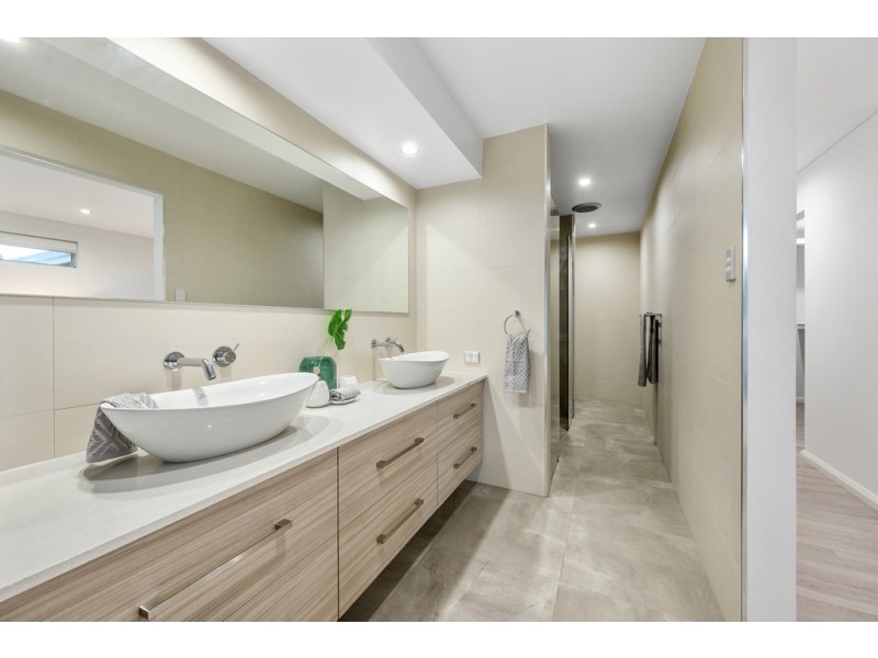 124 Coolibah Drive, Greenwood WA 6024