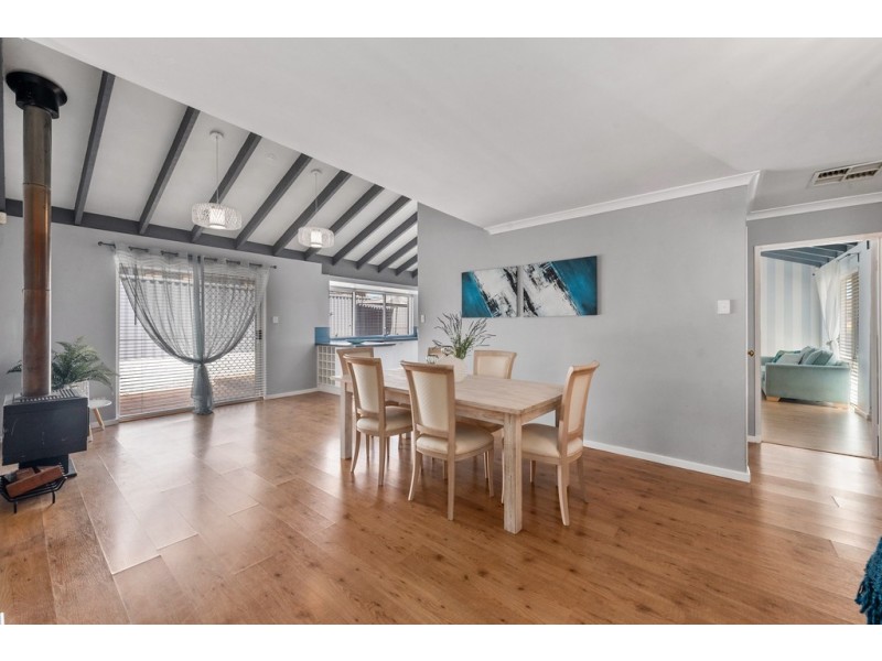 22 Tifera Circle, Kallaroo WA 6025