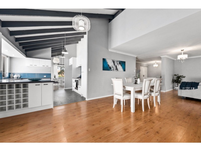 22 Tifera Circle, Kallaroo WA 6025