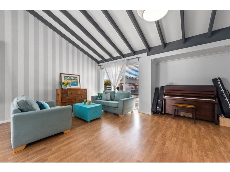 22 Tifera Circle, Kallaroo WA 6025