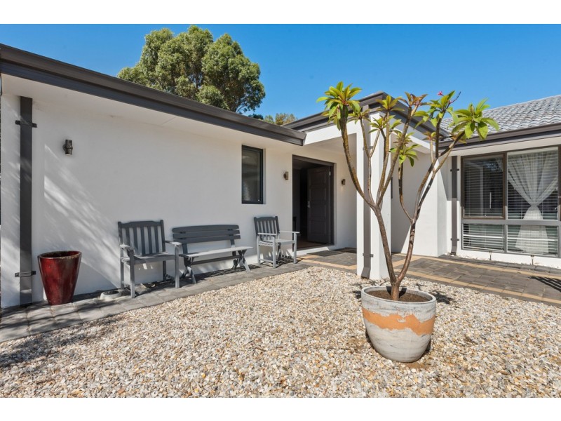 22 Tifera Circle, Kallaroo WA 6025