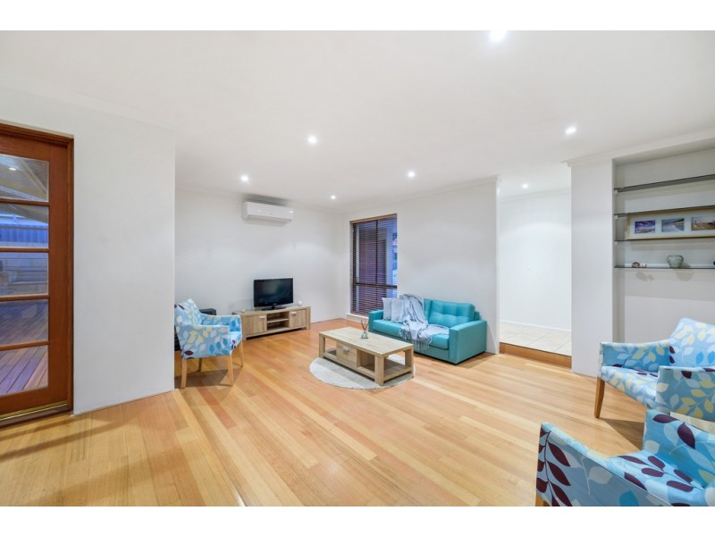 26 Durban Crescent, Kingsley WA 6026