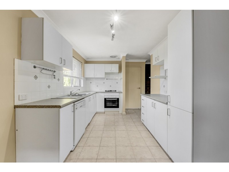 11 Cutter Crescent, Beldon WA 6027