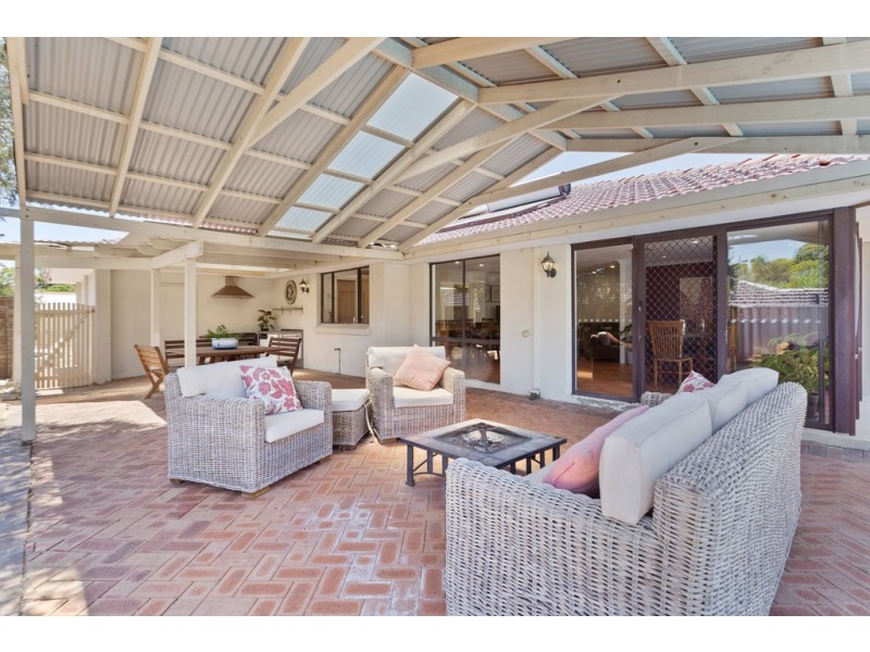 5 Balmoral Way, Kallaroo WA 6025