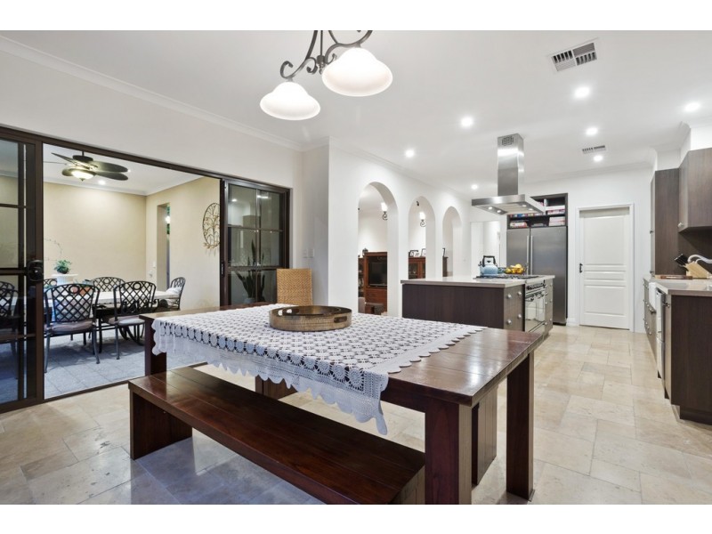 32 Karrinyup Road, Trigg WA 6029