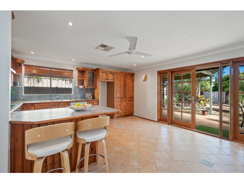 15 Johns Wood Drive, Kingsley WA 6026