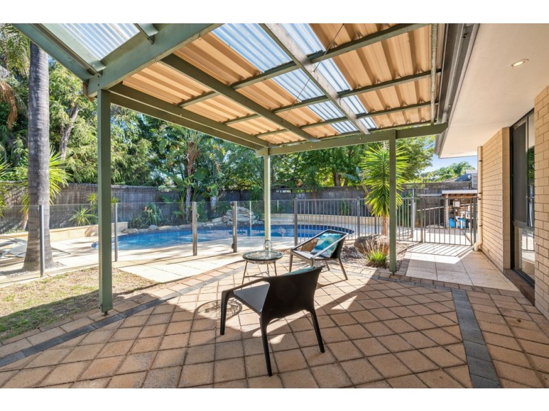 15 Johns Wood Drive, Kingsley WA 6026