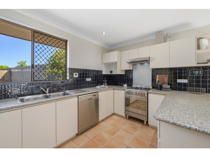 37 Durban Crescent, Kingsley WA 6026