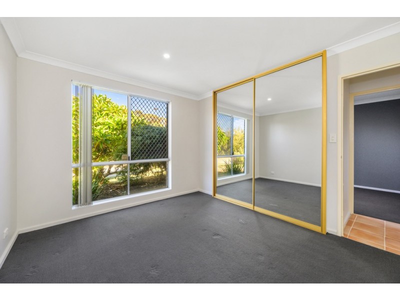 37 Durban Crescent, Kingsley WA 6026