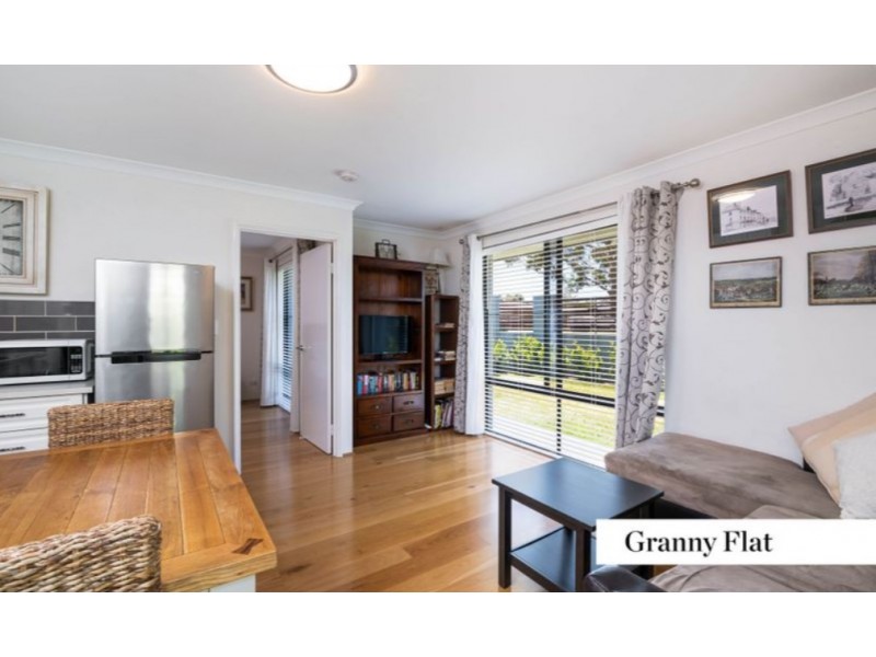 5 Renou Street, Padbury WA 6025