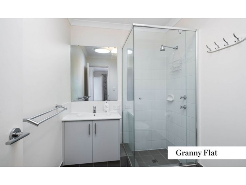 5 Renou Street, Padbury WA 6025