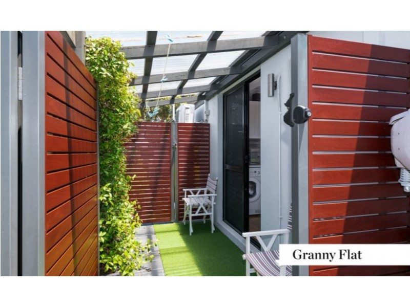 5 Renou Street, Padbury WA 6025