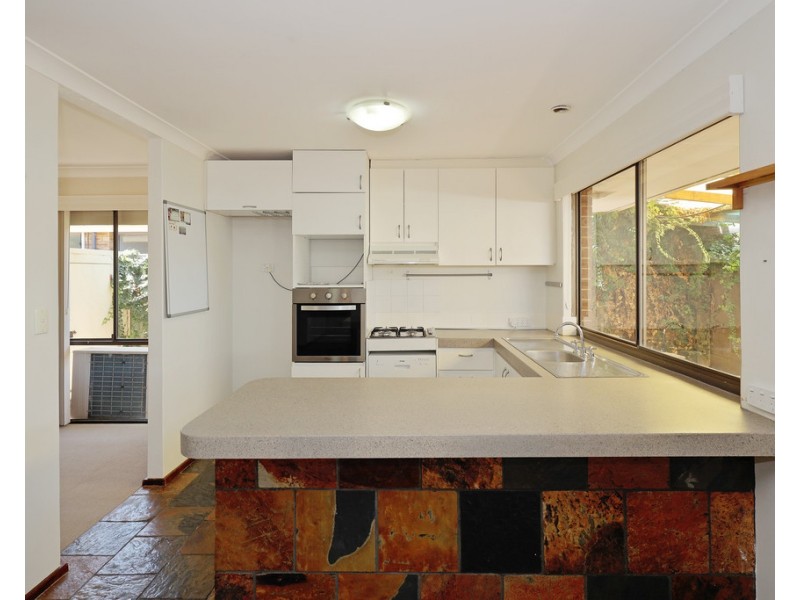 6 Dania Close, Craigie WA 6025