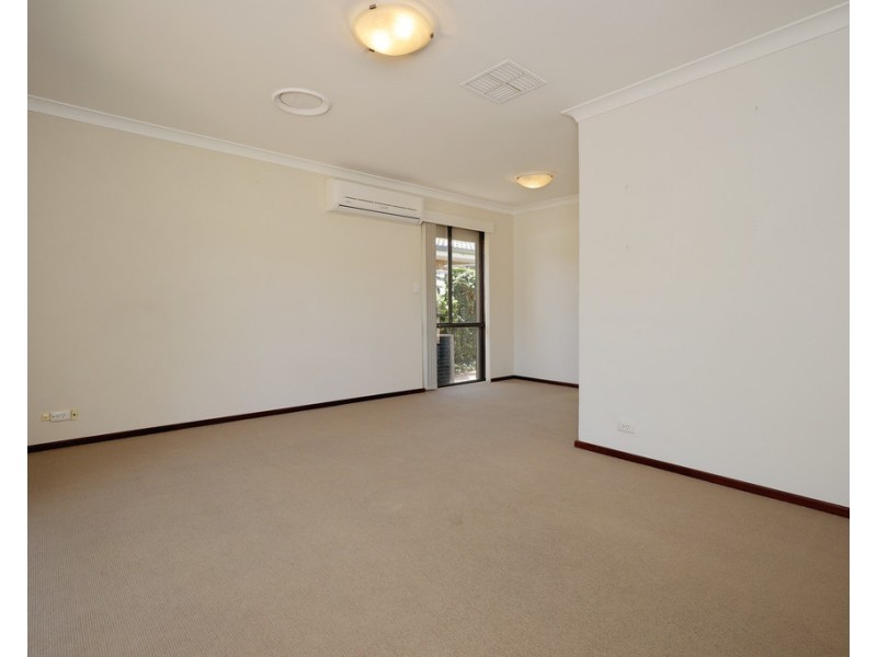 6 Dania Close, Craigie WA 6025