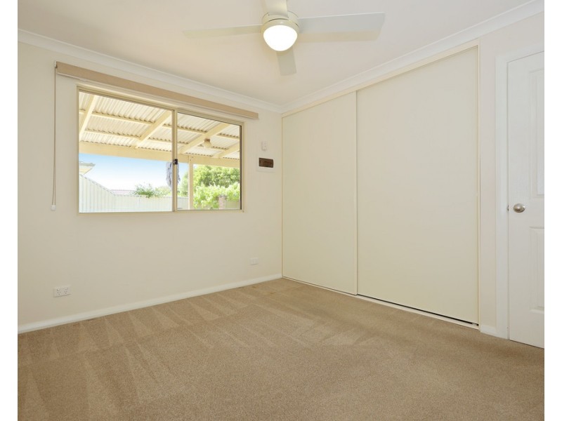 6 Dania Close, Craigie WA 6025