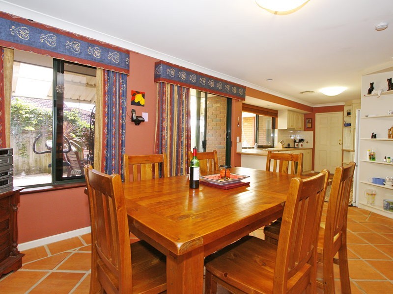 11 Gardon Rise, Gwelup WA 6018