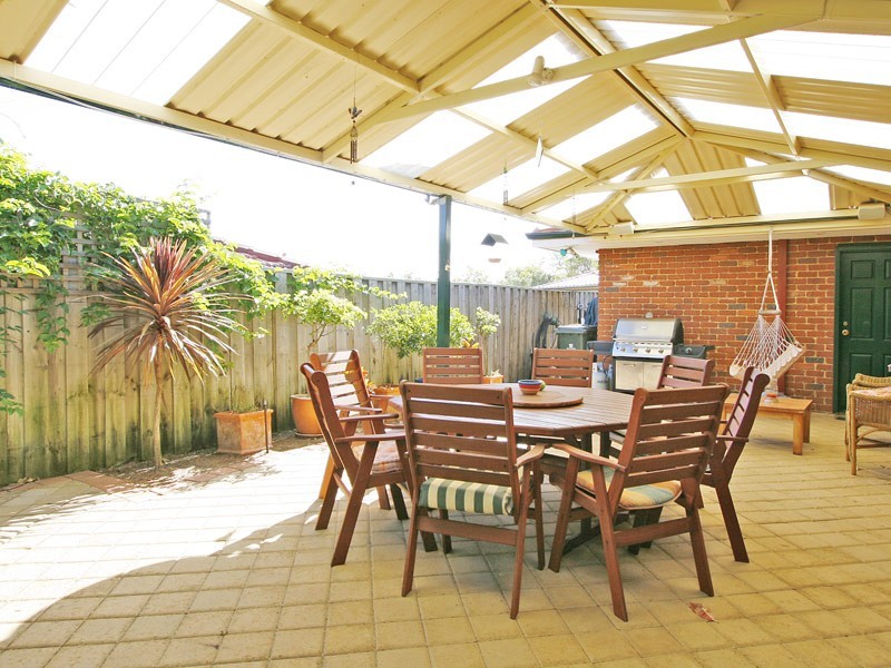 11 Gardon Rise, Gwelup WA 6018