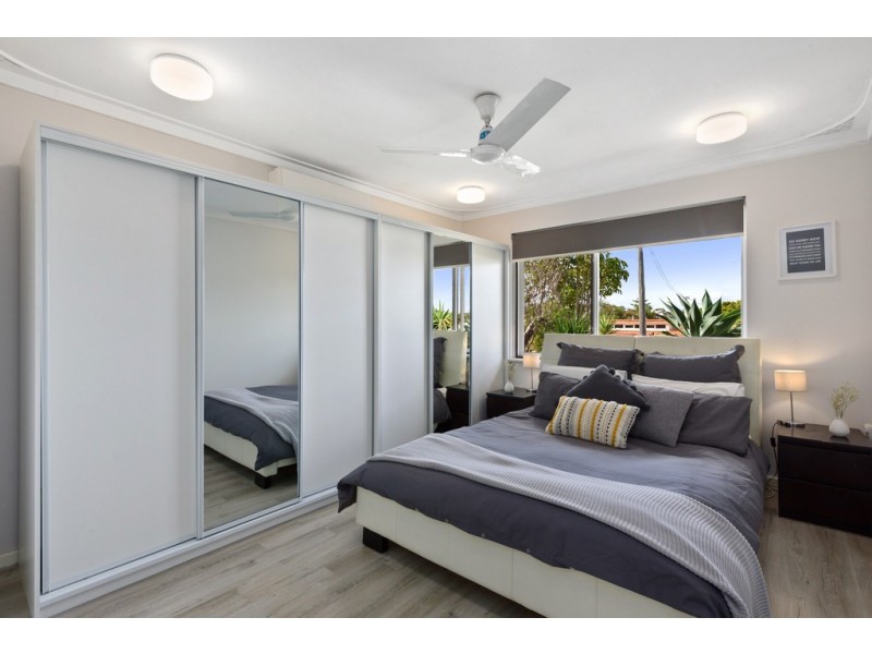 17 Windsor Place, Kallaroo WA 6025