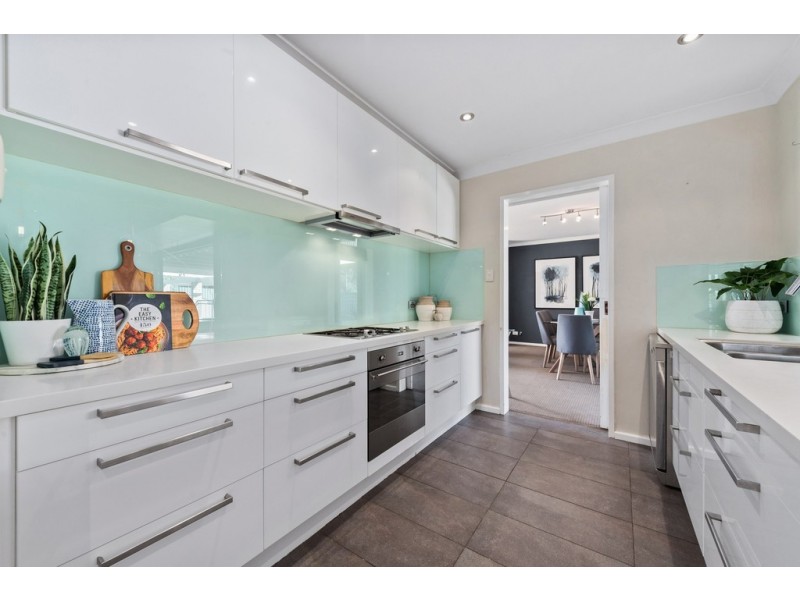 17 Halidon Street, Kingsley WA 6026