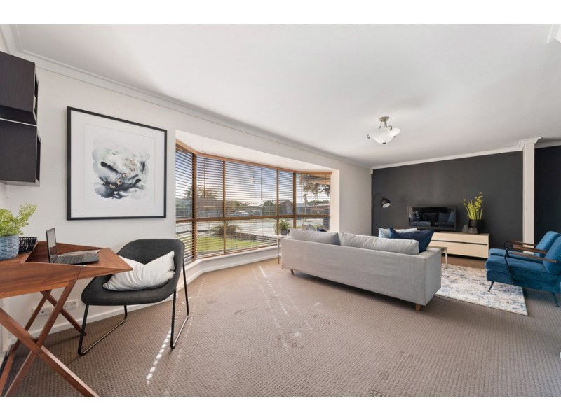 17 Halidon Street, Kingsley WA 6026