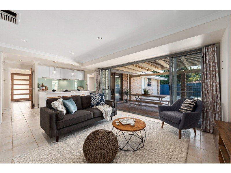 17 Halidon Street, Kingsley WA 6026