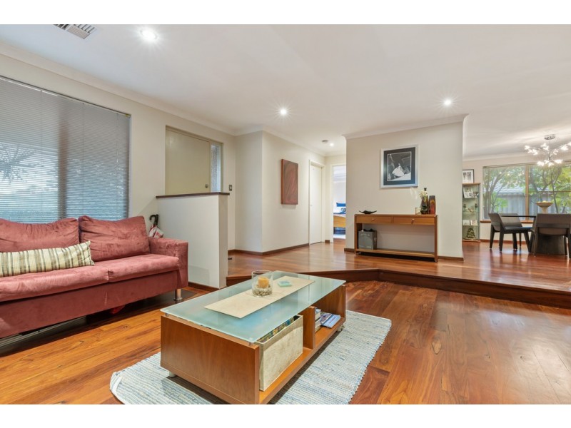 11 Glenbar Road, Duncraig WA 6023