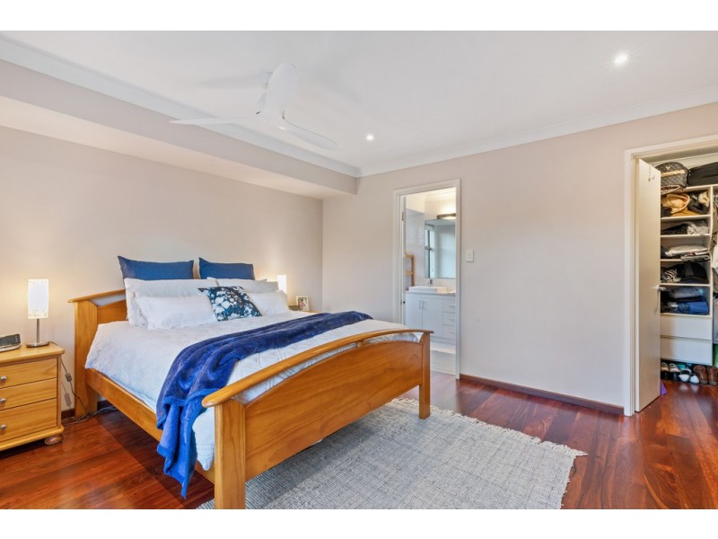 11 Glenbar Road, Duncraig WA 6023