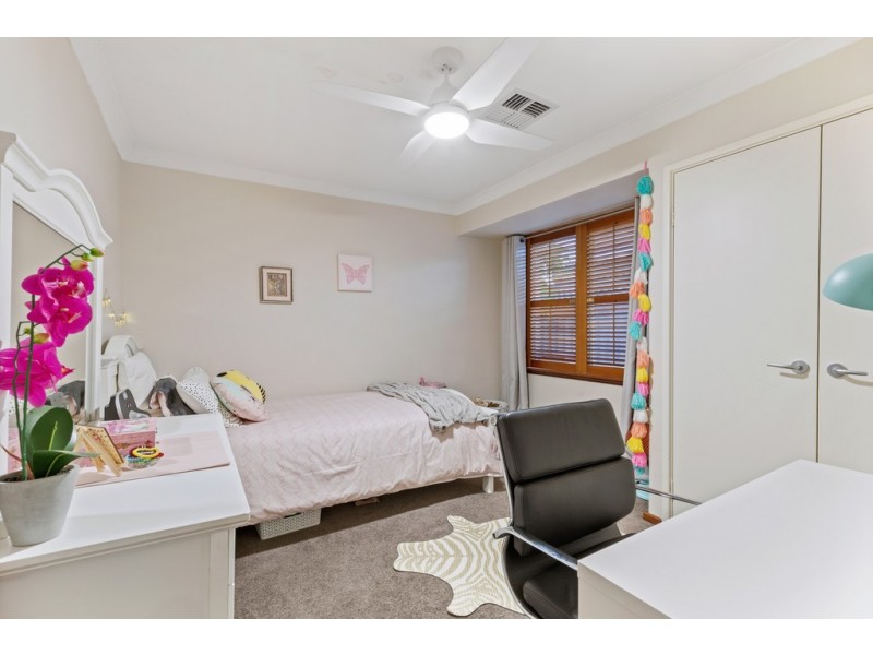 11 Glenbar Road, Duncraig WA 6023