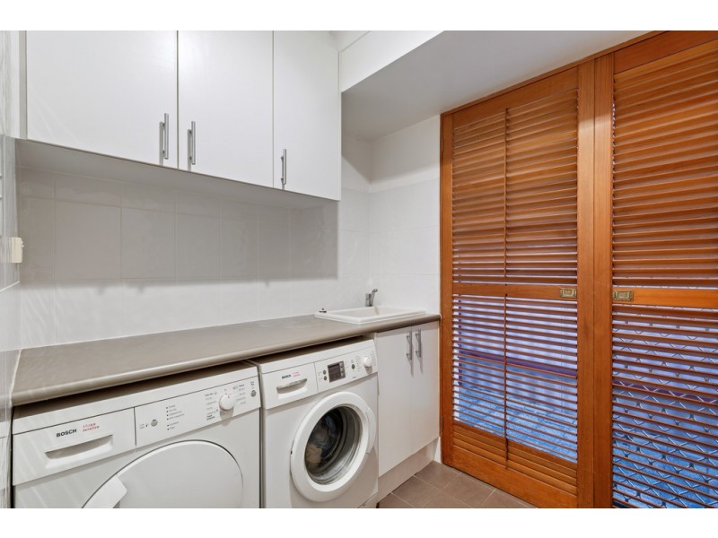 11 Glenbar Road, Duncraig WA 6023