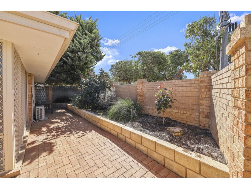 1/2 Shaw Road, Innaloo WA 6018