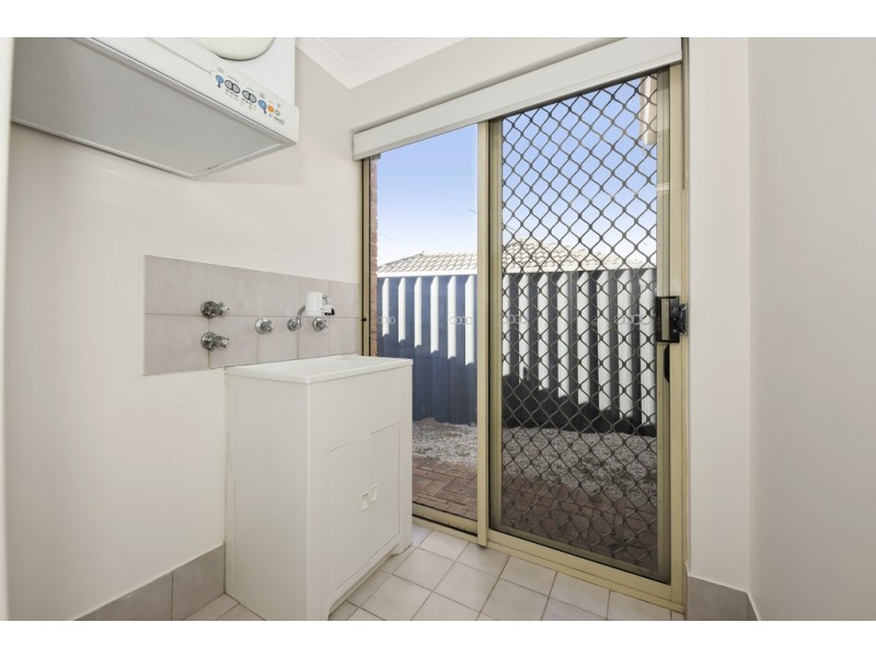 1/2 Shaw Road, Innaloo WA 6018