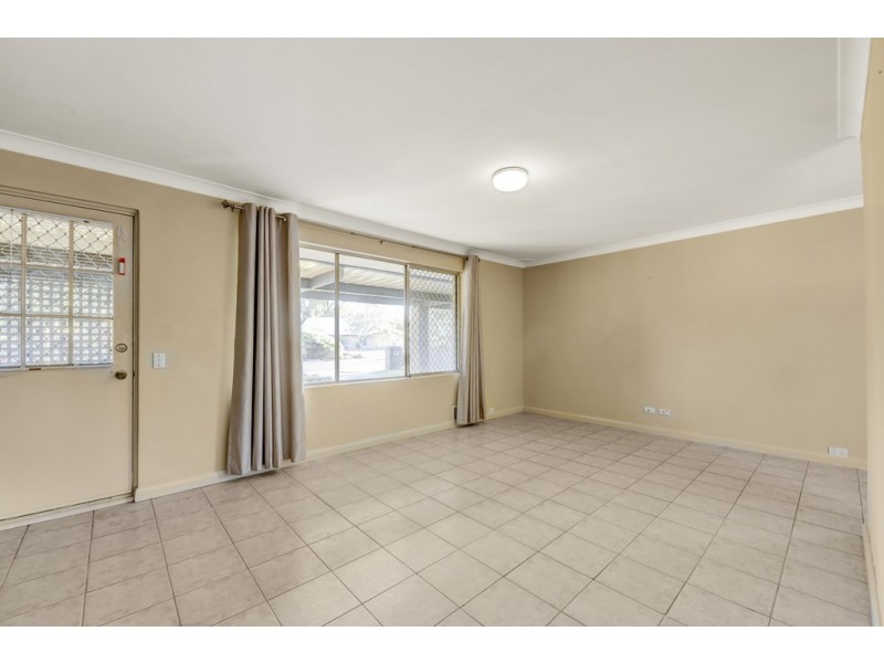 11 Cutter Crescent, Beldon WA 6027