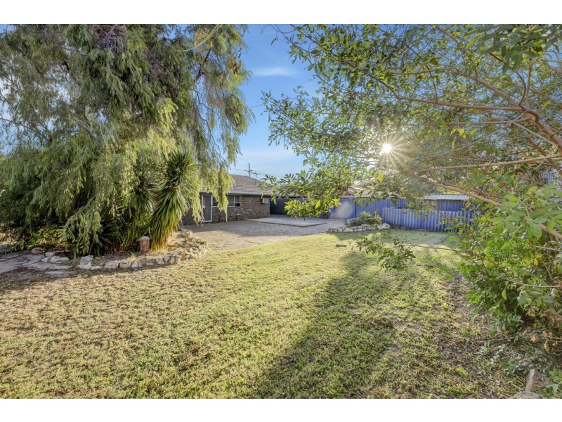 11 Cutter Crescent, Beldon WA 6027