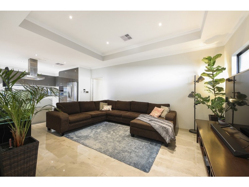 32 Goundrey Drive, Pearsall WA 6065