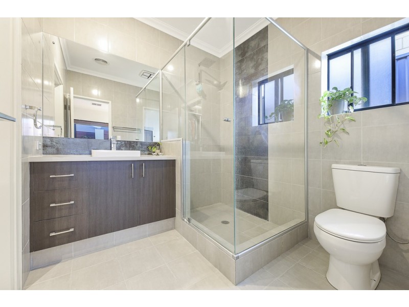 32 Goundrey Drive, Pearsall WA 6065