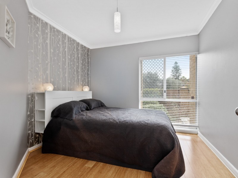 2 Gunida Street, Mullaloo WA 6027