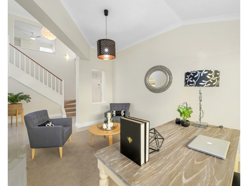 133 Castlecrag Drive, Kallaroo WA 6025