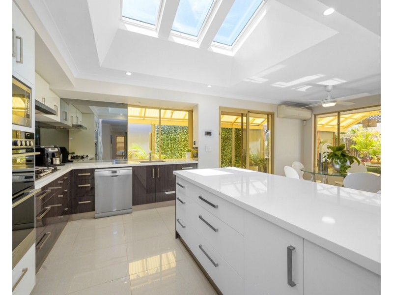 133 Castlecrag Drive, Kallaroo WA 6025