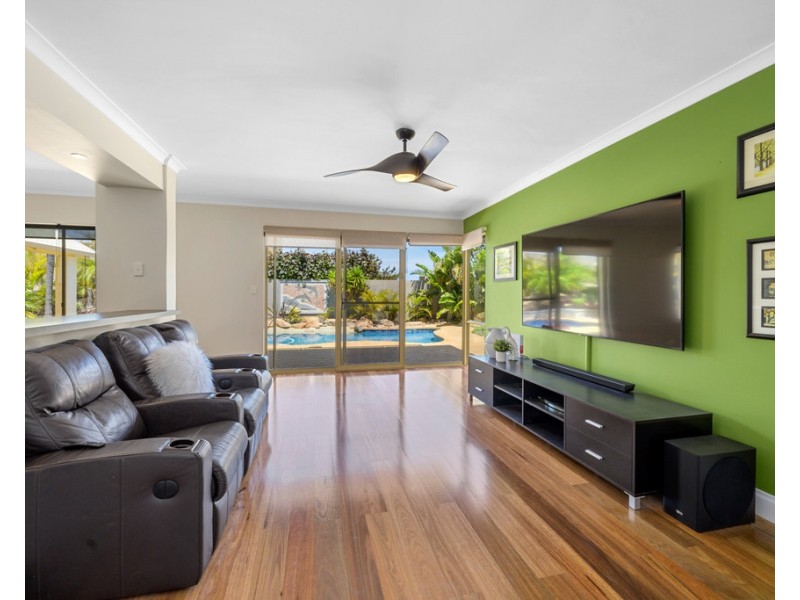 133 Castlecrag Drive, Kallaroo WA 6025