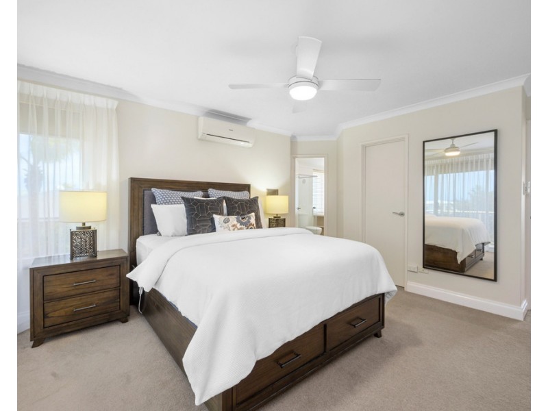 133 Castlecrag Drive, Kallaroo WA 6025