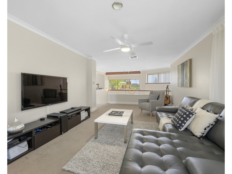 133 Castlecrag Drive, Kallaroo WA 6025