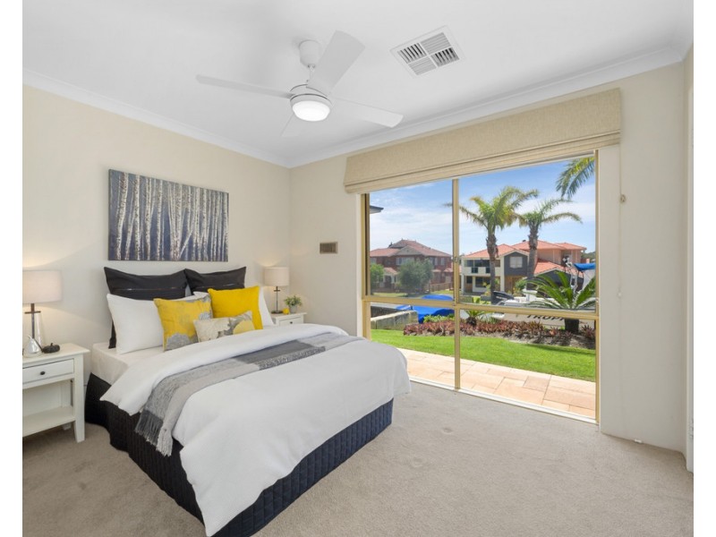 133 Castlecrag Drive, Kallaroo WA 6025