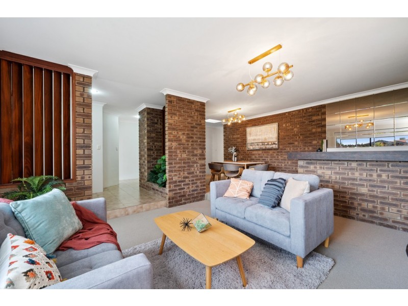 9 Celina Crescent, Kingsley WA 6026