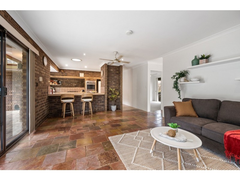 9 Celina Crescent, Kingsley WA 6026