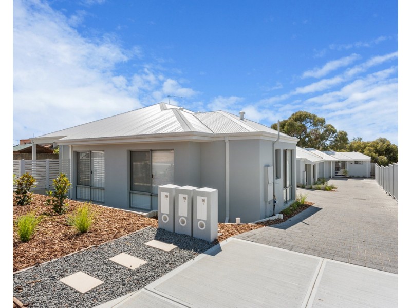 16c Windsor Place, Kallaroo WA 6025