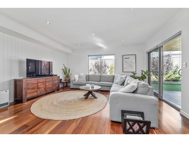 71 Cassino Drive, Stirling WA 6021