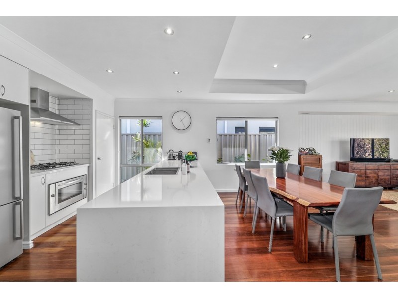 71 Cassino Drive, Stirling WA 6021